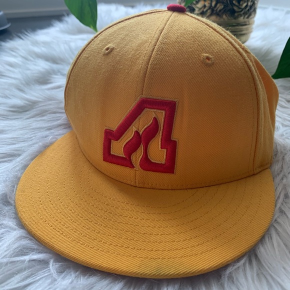Vintage Mitchell & Ness Yellow Atlanta Flames Hat - Picture 4 of 6